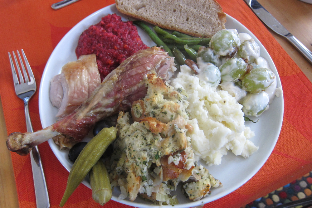photo of a thanksgiving plate